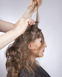 Aprende a realizar un recogido de noche paso a paso