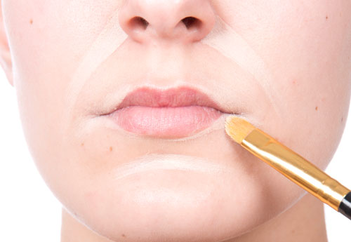 cómo maquillarse los labios
