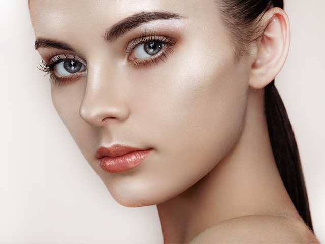 Strobing- Los mejores consejos de maquillaje para este invierno