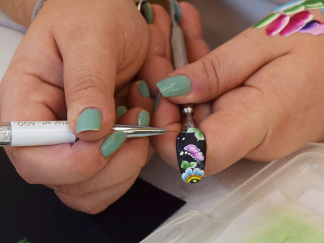 formacion-unas Formarse en belleza, el propósito del nuevo año