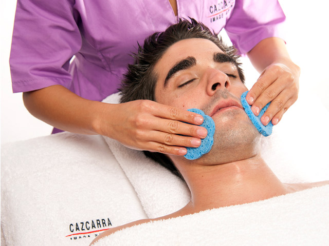 tratamiento-belleza-novio Técnicas de maquillaje para el novio