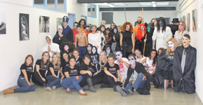 CAZCARRA, RESPONSABLE DEL MAQUILLAJE DEL TÚNEL DE LA POR DEL CENTRO CÍVICO PORTA SÓLLER